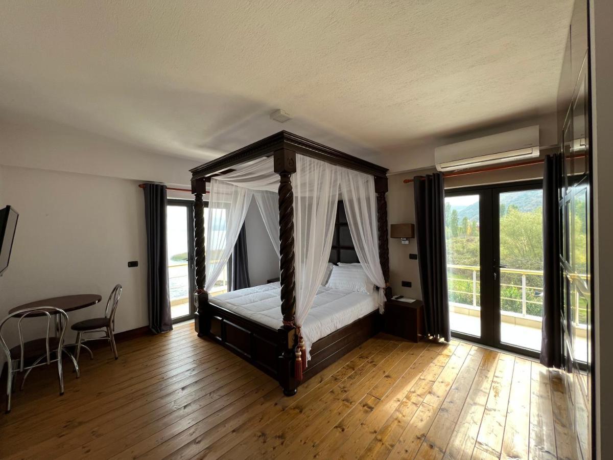 Hotel Victoria Memlishte Eksteriør bilde